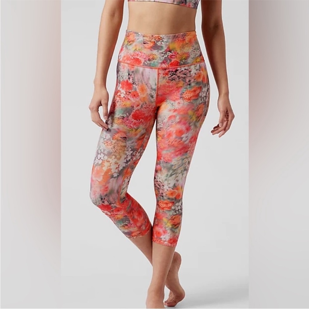 Athleta Girl Elation Printed Capri Leggings Renewed Bloom Spring Size La…